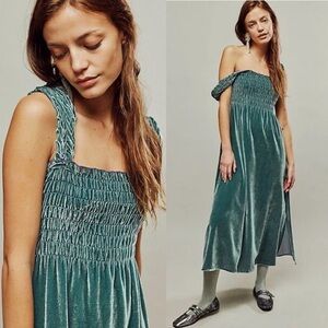 Free People Camille Green Velvet Smocked Midi Dress Medium